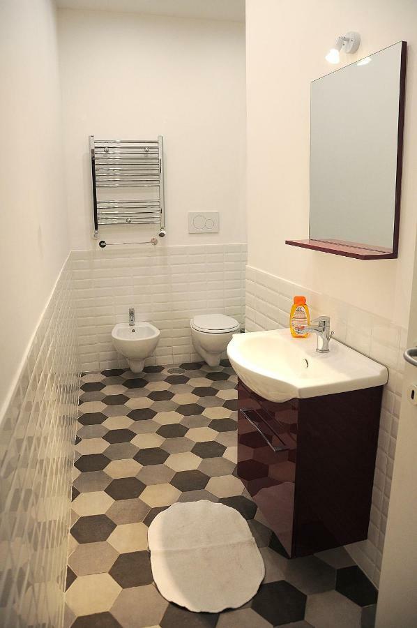 La Casa A Trastevere Рим Екстер'єр фото